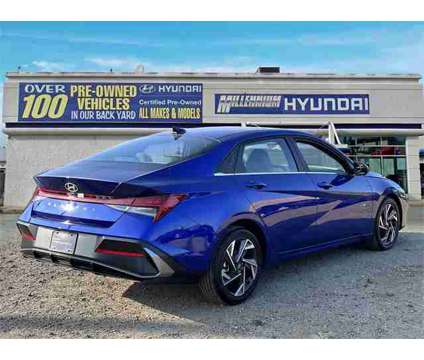 2024 Hyundai Elantra SEL is a Blue 2024 Hyundai Elantra Sedan in Hempstead NY