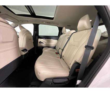 2025 Infiniti QX60 PURE is a White 2025 Infiniti QX60 Pure SUV in Miami FL