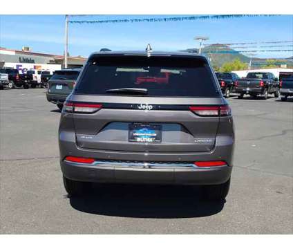 2024 Jeep Grand Cherokee Limited 4x4 is a Grey 2024 Jeep grand cherokee Limited SUV in Grants Pass OR