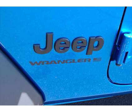 2024 Jeep Wrangler Sport S is a Blue 2024 Jeep Wrangler Sport SUV in Grants Pass OR