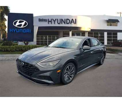 2022 Hyundai Sonata Limited is a Grey 2022 Hyundai Sonata Limited Sedan in Delray Beach FL