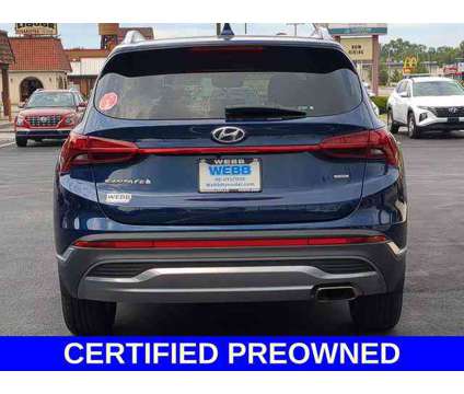 2022 Hyundai Santa Fe SEL is a 2022 Hyundai Santa Fe SE SUV in Highland IN