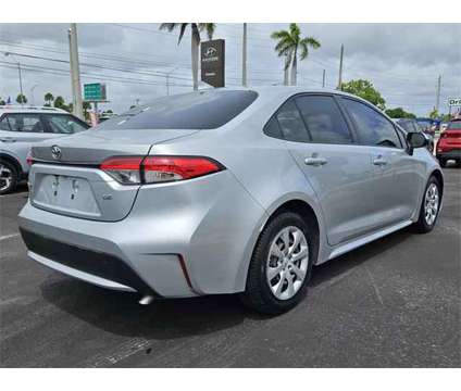 2020 Toyota Corolla LE is a 2020 Toyota Corolla LE Sedan in Hialeah FL