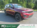 2024 Jeep grand cherokee Red, new