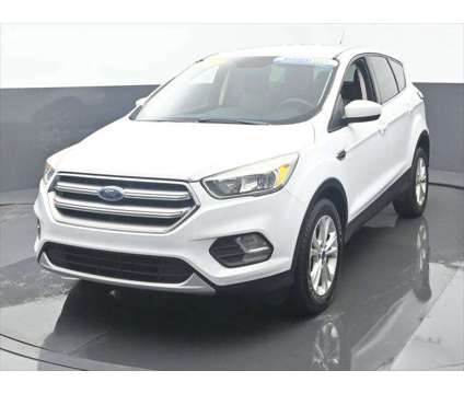 2017 Ford Escape SE is a 2017 Ford Escape SE SUV in Dubuque IA