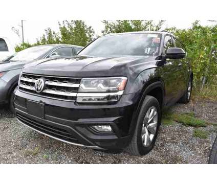 2018 Volkswagen Atlas 3.6L V6 SE is a Black 2018 Volkswagen Atlas SUV in Lawrence KS