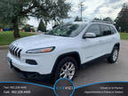 2014 Jeep Cherokee White, 144K miles