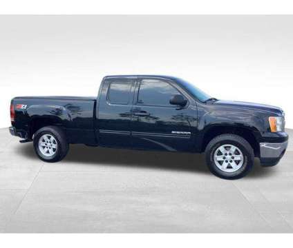 2010 GMC Sierra 1500 SLE is a Black 2010 GMC Sierra 1500 SLE Truck in Avon IN