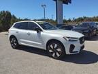 2025 Volvo XC60 Plus