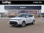 2025 Kia Soul White