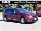 2017 Chrysler Pacifica Red, 32K miles