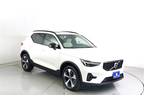 2025 Volvo XC40 B5 Plus Dark Theme Reserved