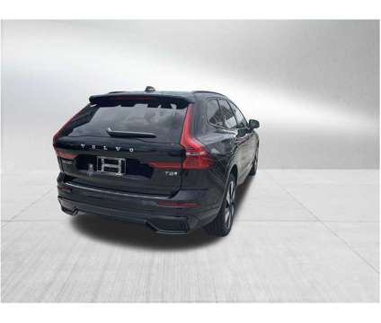 2025 Volvo XC60 Plug-In Hybrid T8 Plus is a Black 2025 Volvo XC60 3.2 Trim Hybrid in Miami FL