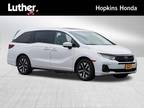 2025 Honda Odyssey Silver|White