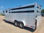 2019 Platinum Coach Warmblood design, TWO BOX STALLS!! 4 horses