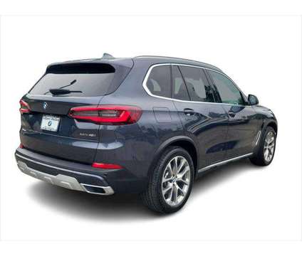 2022 BMW X5 xDrive40i is a Grey 2022 BMW X5 4.6is SUV in Morristown NJ