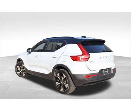 2021 Volvo XC40 Recharge P8 is a Silver 2021 Volvo XC40 SUV in Libertyville IL