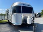 2025 Airstream Flying Cloud 23FB Twin