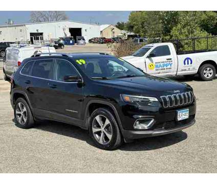 2019 Jeep Cherokee Limited 4x4 is a Black 2019 Jeep Cherokee Limited SUV in Rochester MN