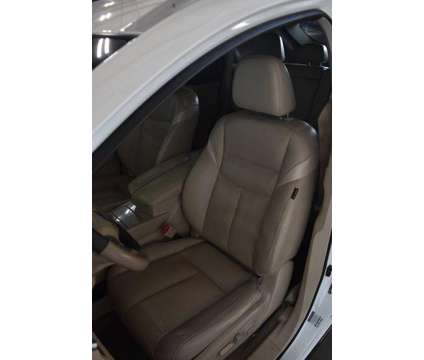 2015 Nissan Murano Platinum is a White 2015 Nissan Murano Platinum SUV in Manhattan KS