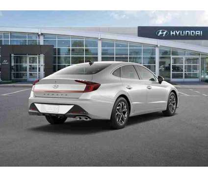 2023 Hyundai Sonata SEL is a Silver 2023 Hyundai Sonata Sedan in Deerfield Beach FL