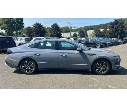 2024 Hyundai Sonata SEL is a Blue 2024 Hyundai Sonata Sedan in Danbury CT