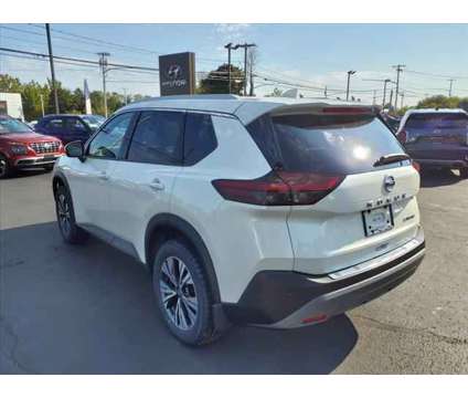 2021 Nissan Rogue SV Intelligent AWD is a White 2021 Nissan Rogue SV Car for Sale in Rochester NY