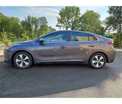 2019 Hyundai Ioniq Plug-in Hybrid Limited is a Grey 2019 Hyundai Ioniq Hybrid in Annapolis MD