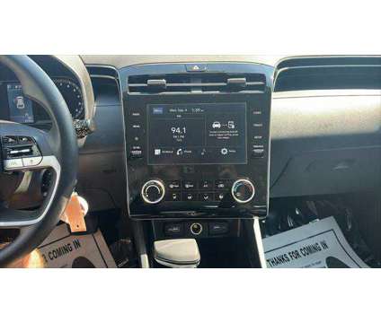 2024 Hyundai Tucson SE is a Silver 2024 Hyundai Tucson SE SUV in Danbury CT