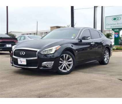 2019 Infiniti Q70 3.7 LUXE is a Black 2019 Infiniti Q70 3.7 Trim Sedan in Lake Jackson TX