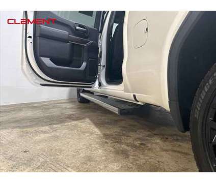 2019 GMC Sierra 1500 Denali is a 2019 GMC Sierra 1500 Denali Truck in Wentzville MO