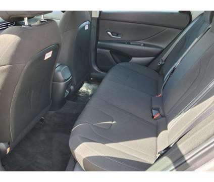 2024 Hyundai Elantra SEL is a 2024 Hyundai Elantra SE Sedan in Fort Lauderdale FL