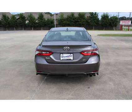 2022 Toyota Camry SE is a Grey 2022 Toyota Camry SE Sedan in Lafayette LA