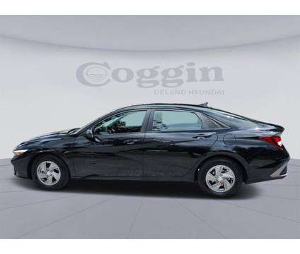 2024 Hyundai Elantra SE is a Black 2024 Hyundai Elantra SE Sedan in Deland FL