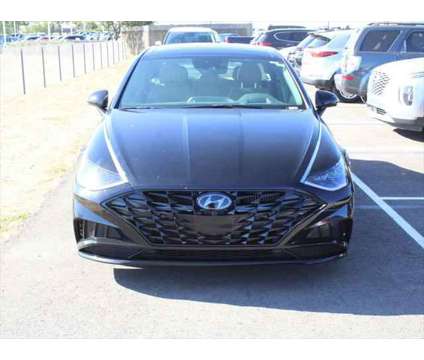 2021 Hyundai Sonata Limited is a Black 2021 Hyundai Sonata Limited Sedan in Columbus OH