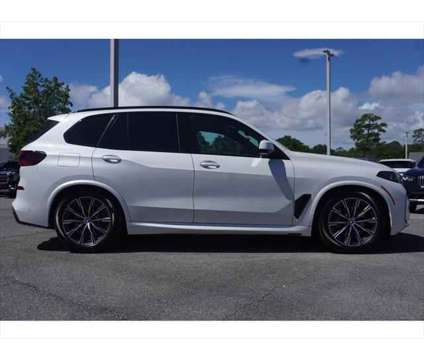 2025 BMW X5 xDrive50e is a White 2025 BMW X5 3.0si SUV in Fort Walton Beach FL