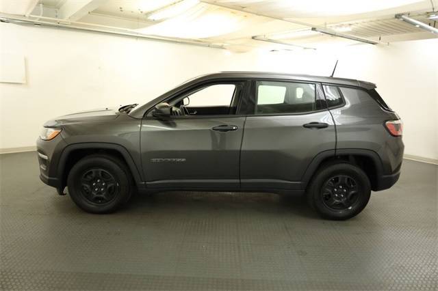 2017 Jeep Compass Gray, 61K miles