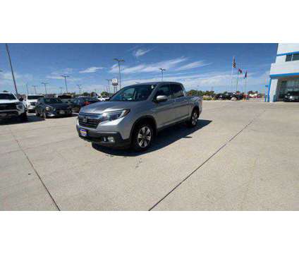 2018 Honda Ridgeline RTL-T is a Silver 2018 Honda Ridgeline RTL Truck in Grand Island NE