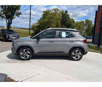 2022 Hyundai Venue Limited is a Grey 2022 Station Wagon in Algonquin IL