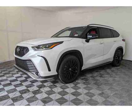 2023 Toyota Highlander XSE is a 2023 Toyota Highlander SUV in West Palm Beach FL