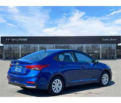 2022 Hyundai Accent SE is a Blue 2022 Hyundai Accent SE Sedan in Valley Stream NY