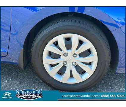 2022 Hyundai Accent SE is a Blue 2022 Hyundai Accent SE Sedan in Valley Stream NY