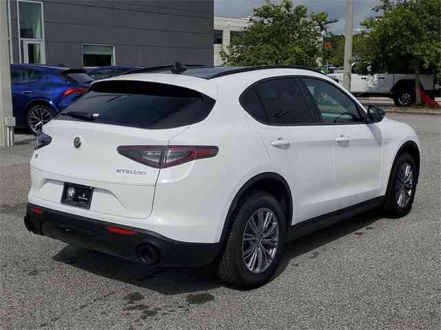 2024 Alfa Romeo Stelvio Sprint