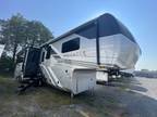 2025 Jayco Pinnacle 32RLTS