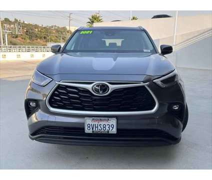 2021 Toyota Highlander XLE is a Grey 2021 Toyota Highlander XLE SUV in Laguna Niguel CA