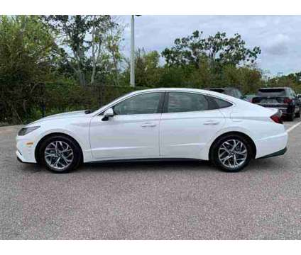 2023 Hyundai Sonata SEL is a White 2023 Hyundai Sonata Sedan in New Port Richey FL