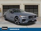 2024 Volvo S60 B5 Plus Dark Theme