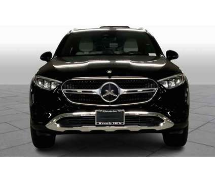 2025NewMercedes-BenzNewGLCNew4MATIC SUV is a Black 2025 Mercedes-Benz G SUV in Beverly Hills CA