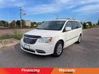 2013 Chrysler town & country White, 149K miles