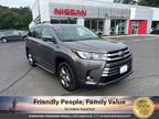 2017 Toyota Highlander Limited Platinum